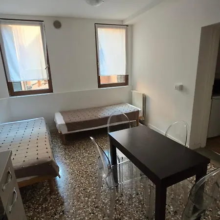 Heart Πανσιόν *